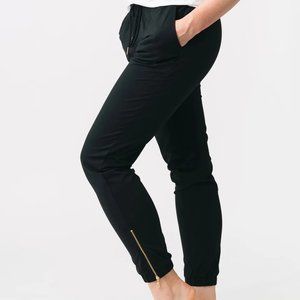 ZYIA Black Peak Zipper Joggers Size S (4)